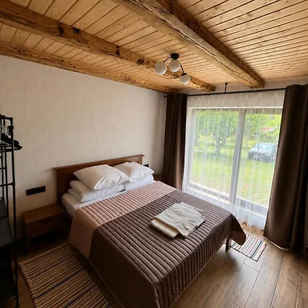 Guest house Gostynna Rodyna 3*